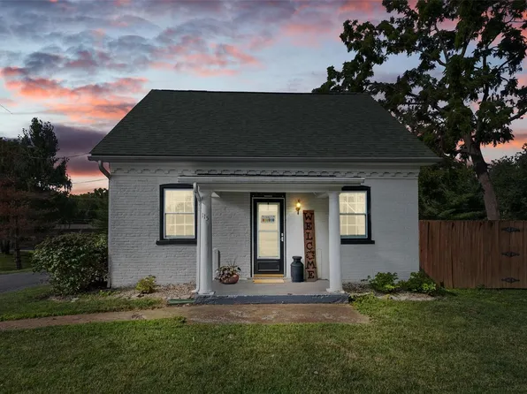 115 Kosciusco St, Columbia, IL 62236