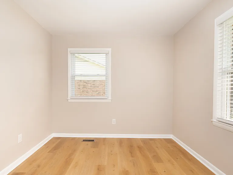 204 Wildwood Rd — Photo 14