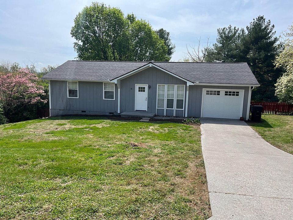 1st image of 10218 Misty Brook Ln