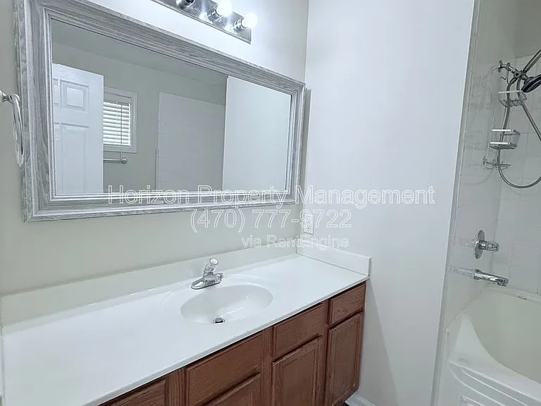 48 Pearl Chambers Ct — Photo 15
