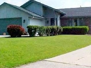 9610 W Goodrich Ave, Milwaukee, WI 53224