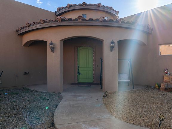 3rd image of 2820 Stapleton Ave NE