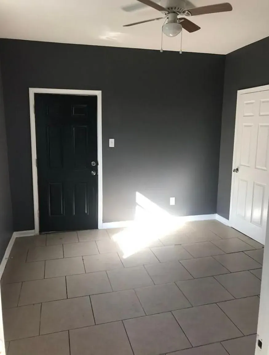 2 bed, 900 sqft, $1,250 — Photo 3