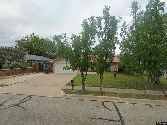 2nd image of 1605 Illinois Ave