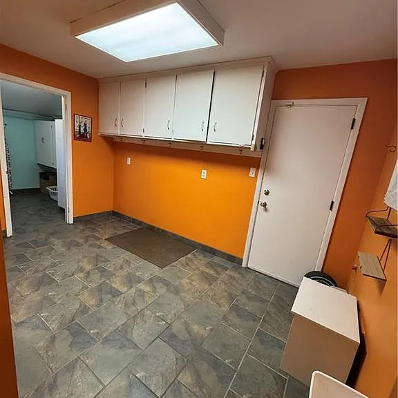 2545 Buckhurst Dr — Photo 12