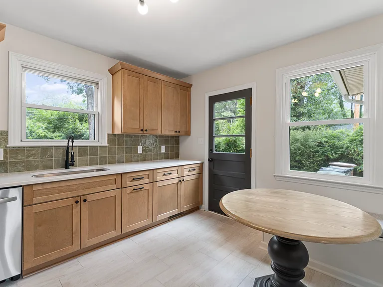 3411 Wilshire Dr — Photo 13