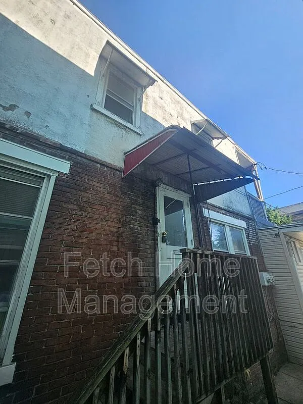 1 bed, 1.0 bath, 602 sqft, $850 — Photo 2