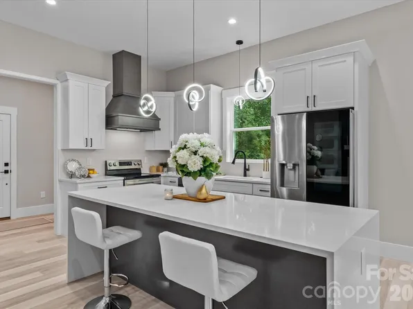 4435 Cornett Dr, Iron Station, NC 28080