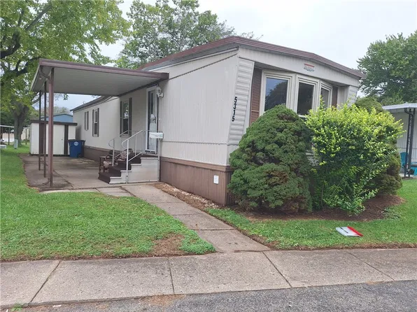 5315 Sportscraft Dr, Dayton, OH 45414