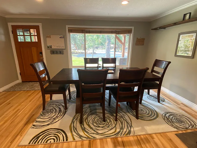 60135 Cinder Butte Rd — Photo 5