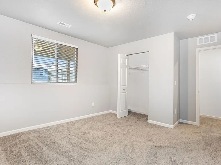 101 Mackenzie St — Photo 15
