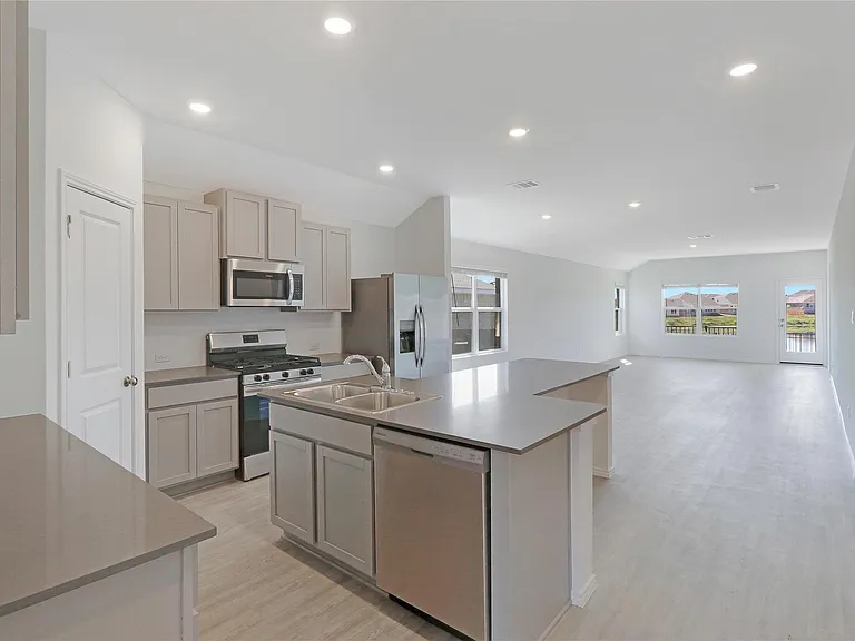 2524 Four Waters Loop — Photo 11
