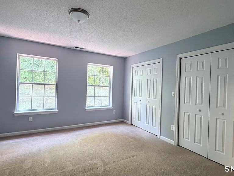3409 Whitney Ave #6 — Photo 14