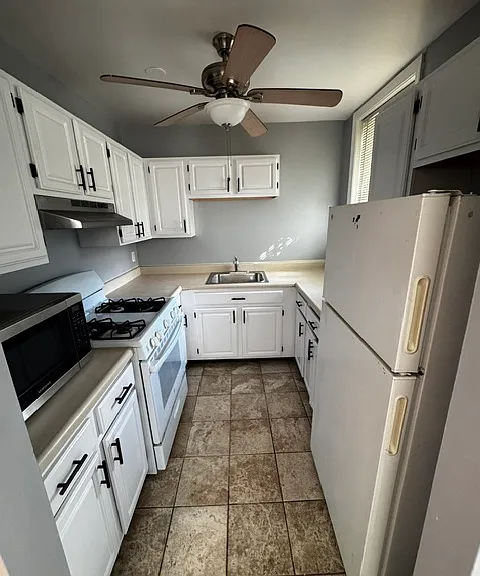 701 W 31st St — Photo 7