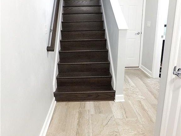 4th image of 4514 Coronet Ave