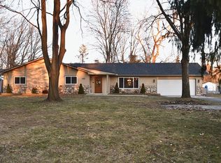 17330 Mayfield St, Livonia, MI 48152