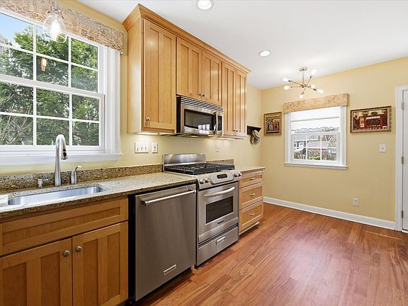 4th image of 5216 Logan Ave S