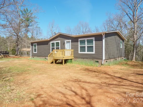 1746 Canoe Creek Way, Morganton, NC 28655