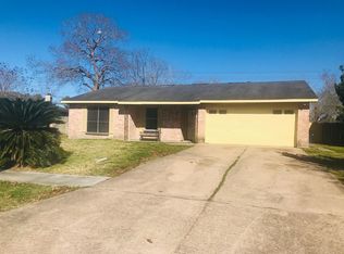 13842 Towne Way Dr, Sugar Land, TX 77498