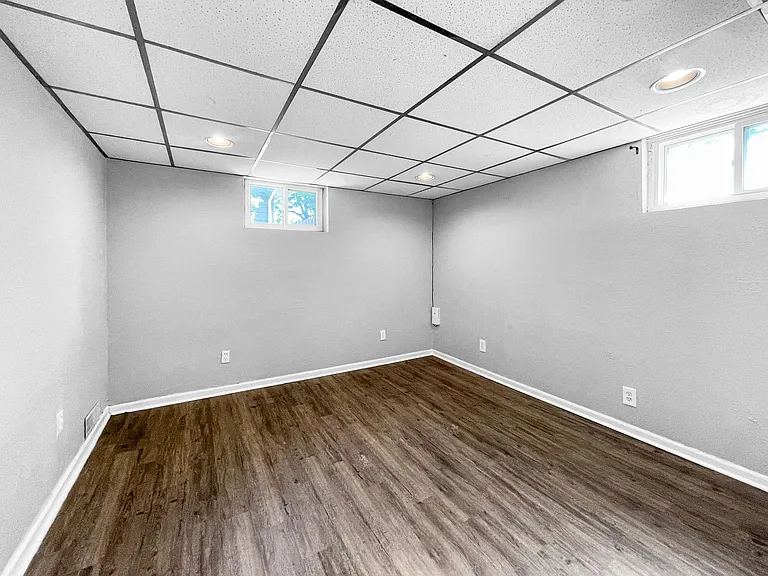 8307 Ditzler Ave — Photo 10
