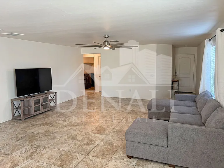 4101 E Braddock Dr — Photo 7