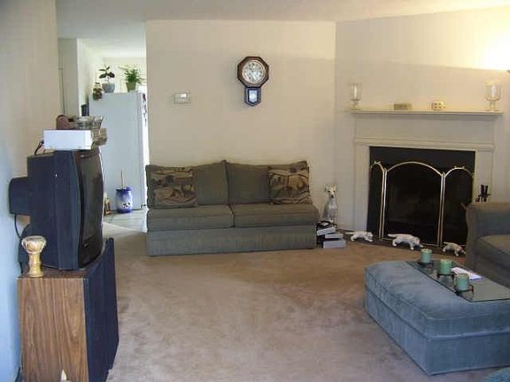3rd image of 6807 John Clark Dr