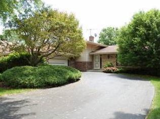 412 Kirkwood Cv, Burr Ridge, IL 60527