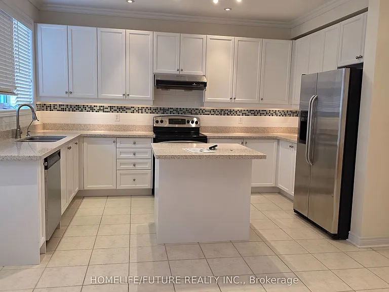 51 Waite Cres — Photo 6