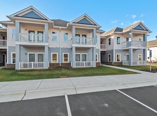 225 S 11th St #205, Mebane, NC 27302