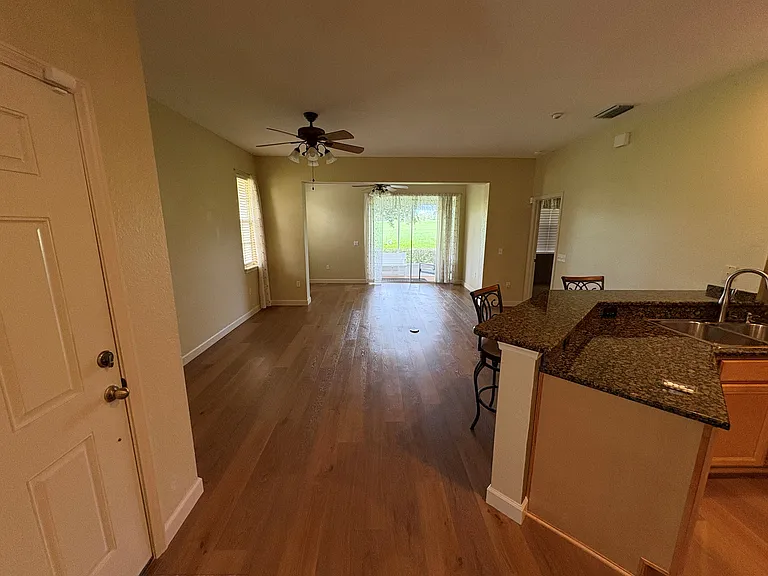 2615 Eagle Greens Dr — Photo 8