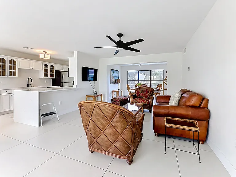 3234 Daytona Dr — Photo 5