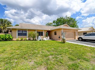 20570 Carousel Cir W, Boca Raton, FL 33434