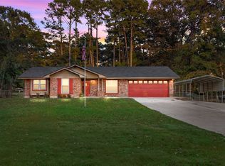 213 Whispering Pine Dr, Haughton, LA 71037