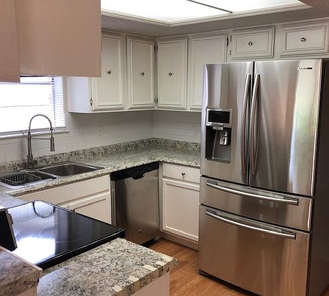 5th image of 4917 Tiffany Ln