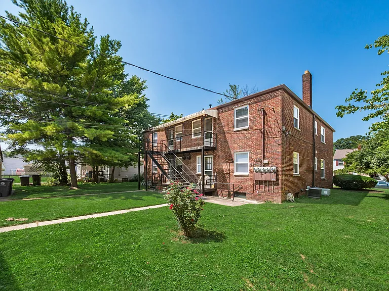 42 N Westgate Ave #D — Photo 13
