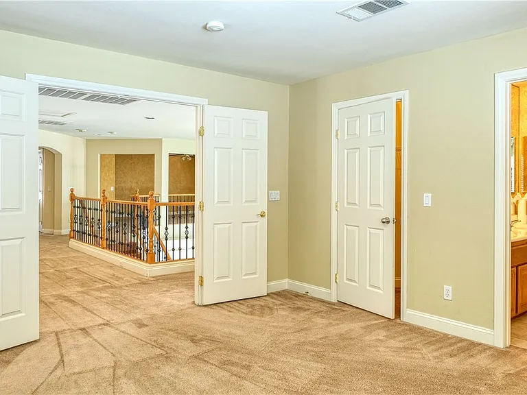 3924 Royal Scots Ave — Photo 31