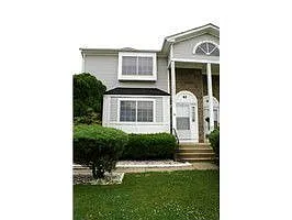 41 Marc Dr photo 1