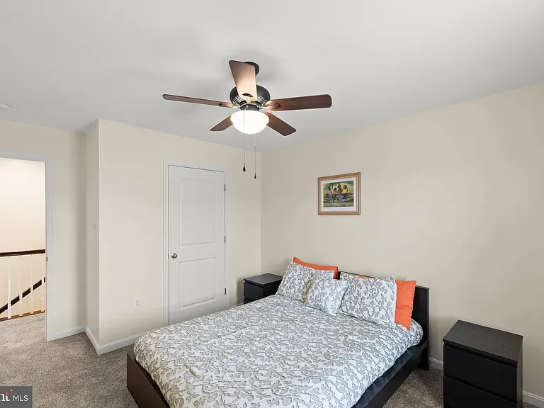124 Lenore Ln — Photo 26