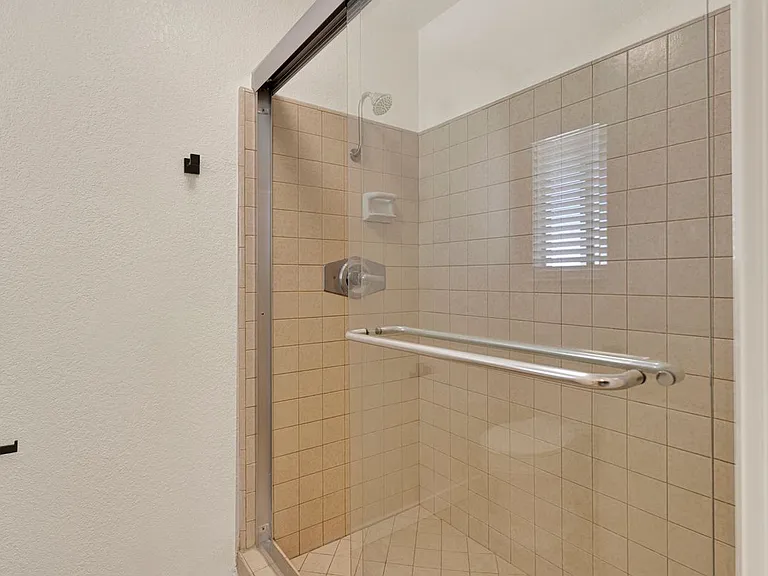15262 El Centro Rd — Photo 43