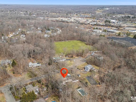 2nd image of 45 Ridge Acres Road