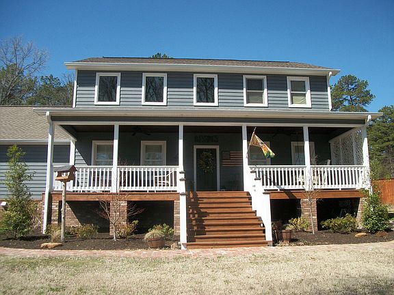 2nd image of 396 Stonegate Dr