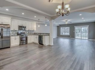 533 Maple St, Bristol, PA 19007