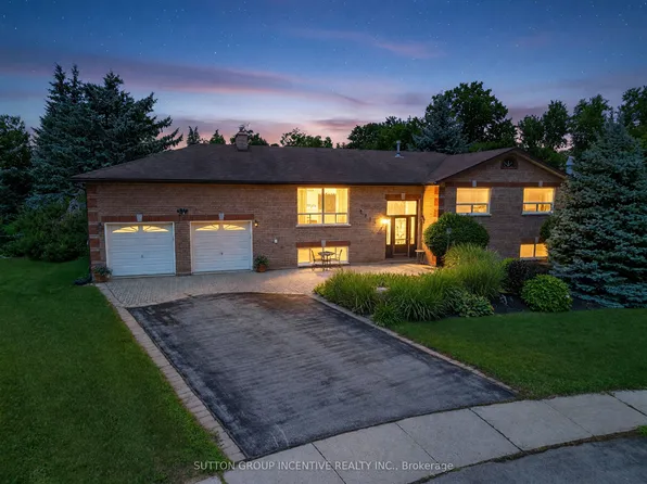 2114 Chantler St, Innisfil, ON L9S 1B6