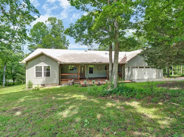 68 Boone Dock Rd, Jamestown, TN 38556