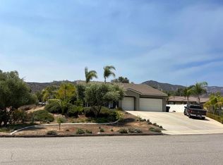 20841 Sundrops Ln, Wildomar, CA 92595