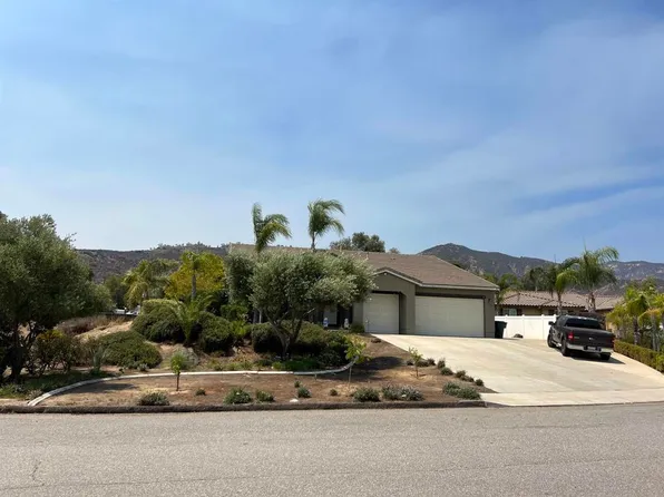 20841 Sundrops Ln, Wildomar, CA 92595