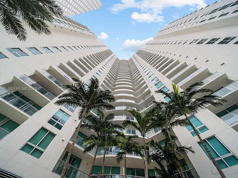 300 S Biscayne Blvd #T-1503 — Photo 9