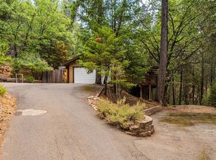 6161 Green Oak Ct, Foresthill, CA 95631