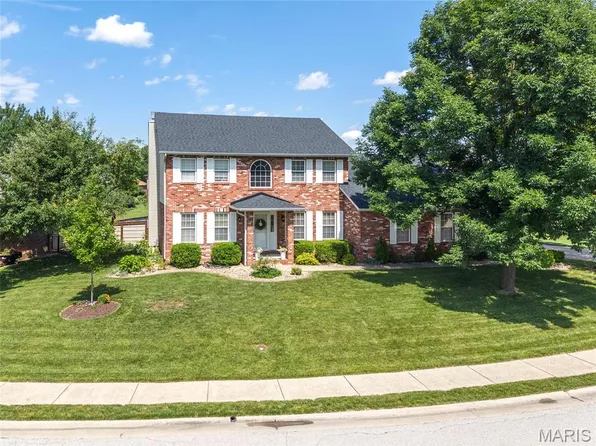 131 Saint Sabre Dr, Swansea, IL 62226