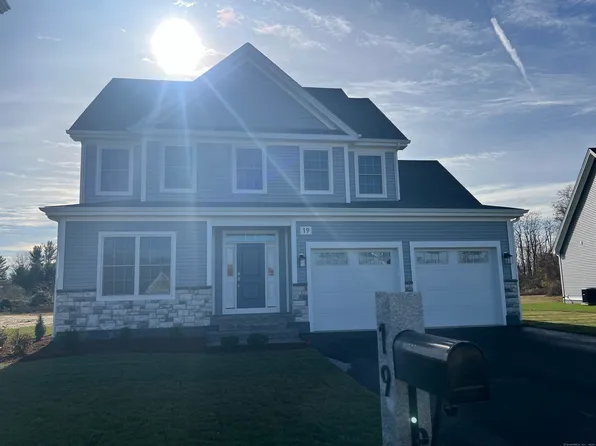 19 Primrose Drive, Cromwell, CT 06416